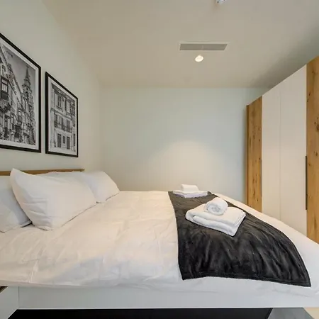 Mercury 903 - Seaview - 2x Pool Cards Access Apartment