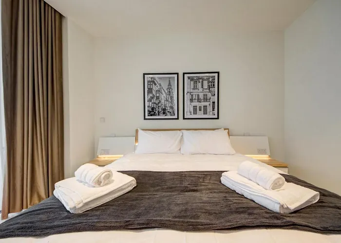 Apartamento Mercury Tower 903 - Pools, Gym & Sea View San Julián